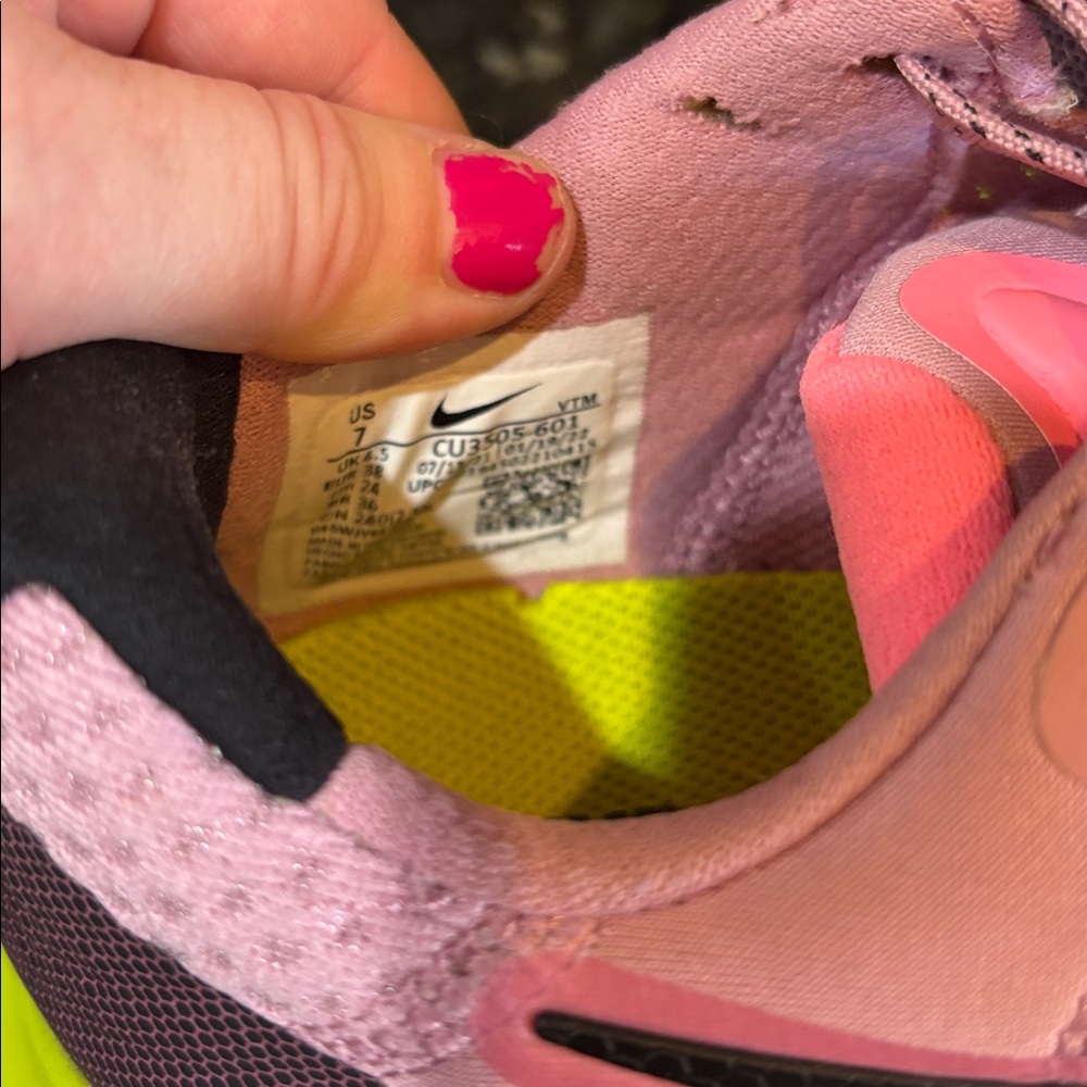 Like New Nike renew 2 trainers! Women’s 7 - Picture 4 of 10